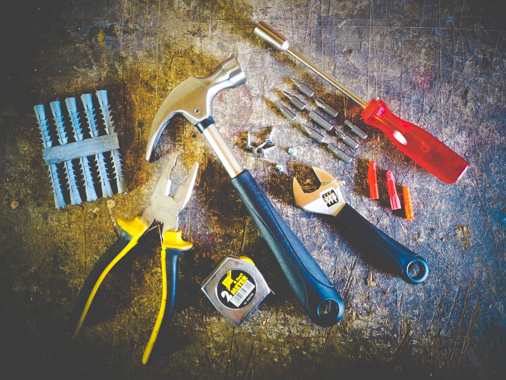 Hand tool - Tool