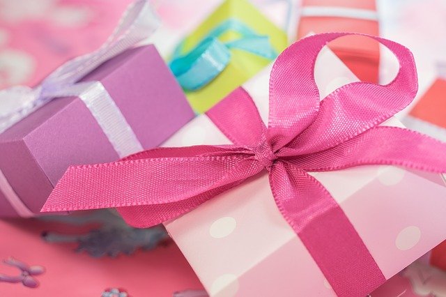 Gift - Gift wrapping