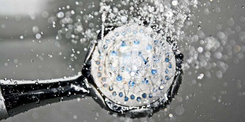 how to clean shower head